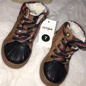 Cat & jack baby toddler boot like shoes
